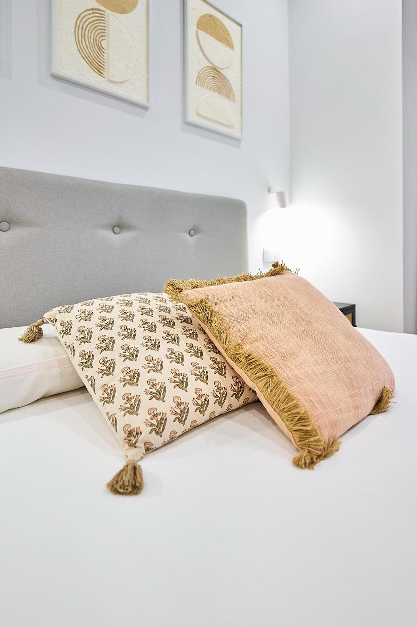 Apartamentos Esperanza By Gaiarooms Salamanca Eksteriør billede